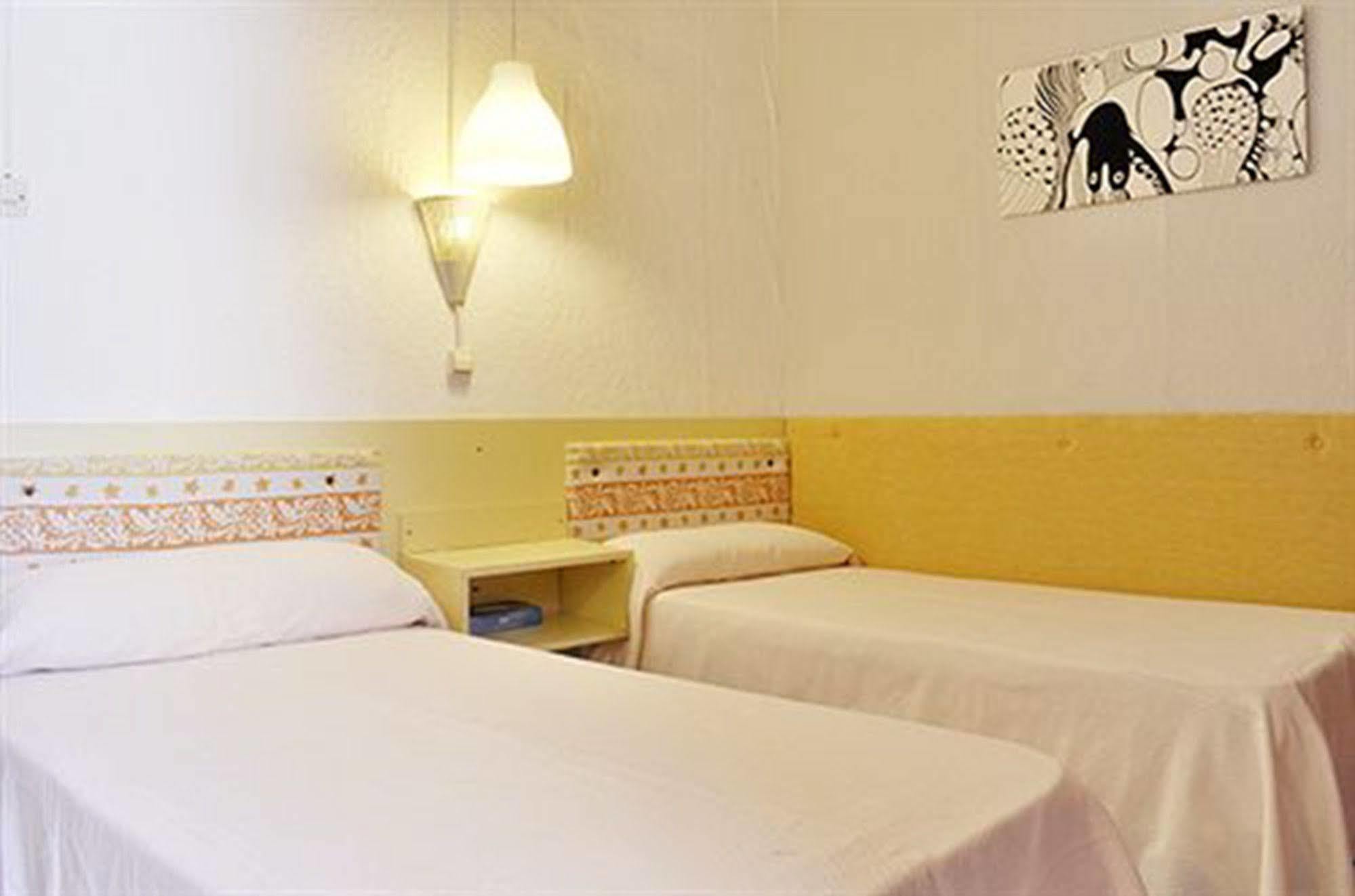 Hotel Palermo Barcelona Bagian luar foto