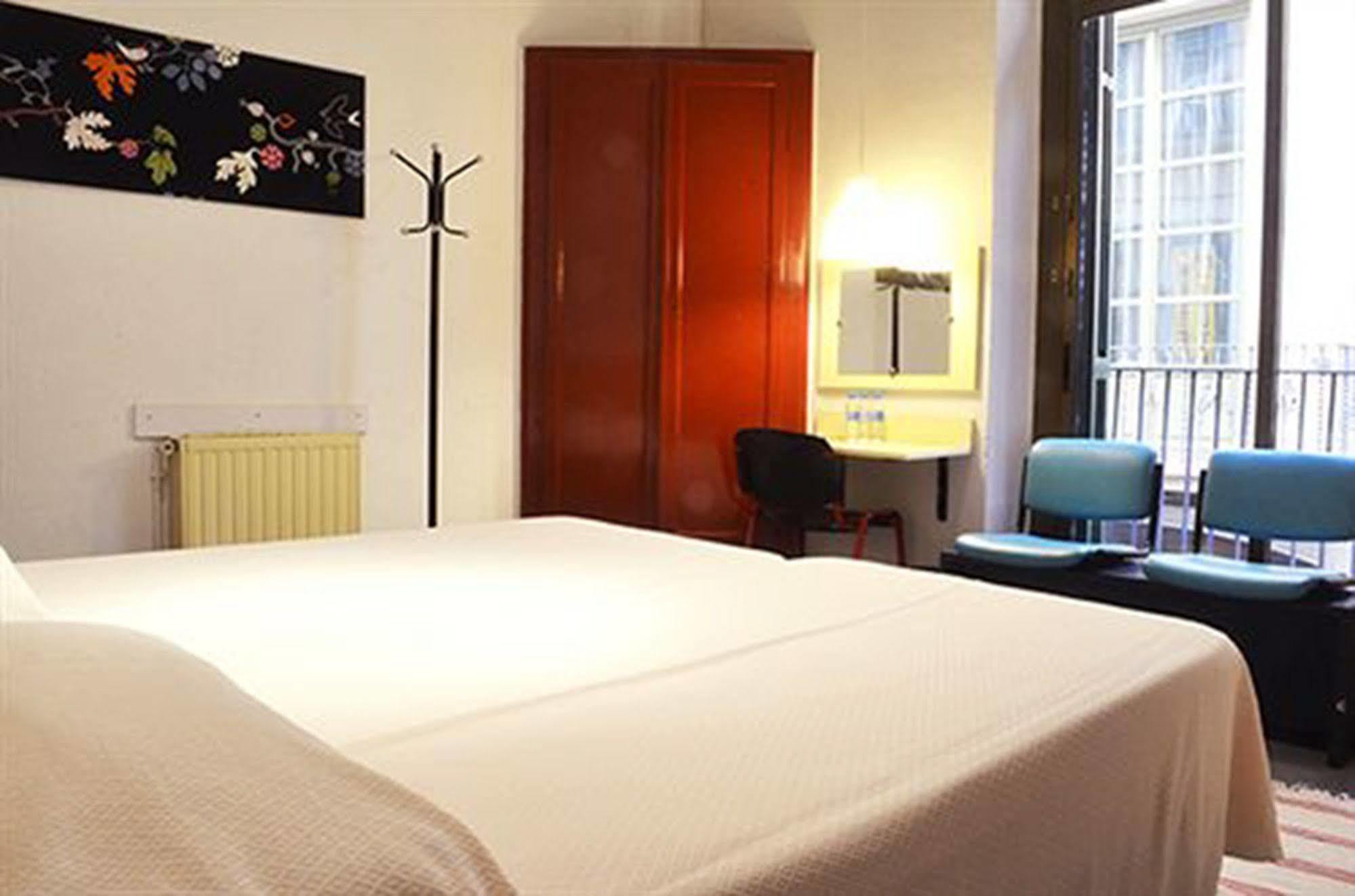 Hotel Palermo Barcelona Bagian luar foto