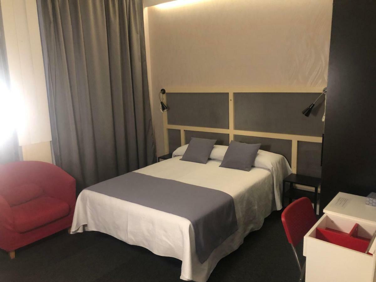 Hotel Palermo Barcelona Bagian luar foto