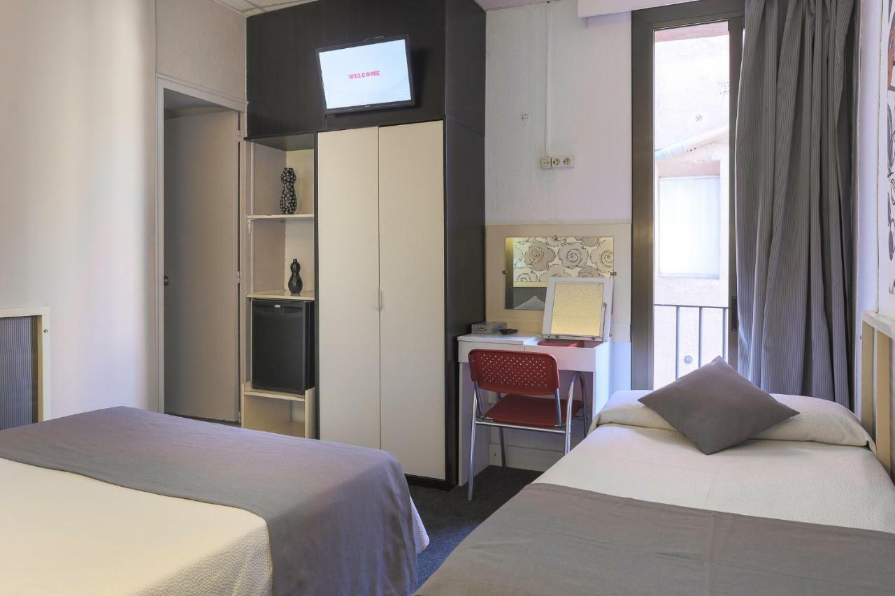 Hotel Palermo Barcelona Bagian luar foto